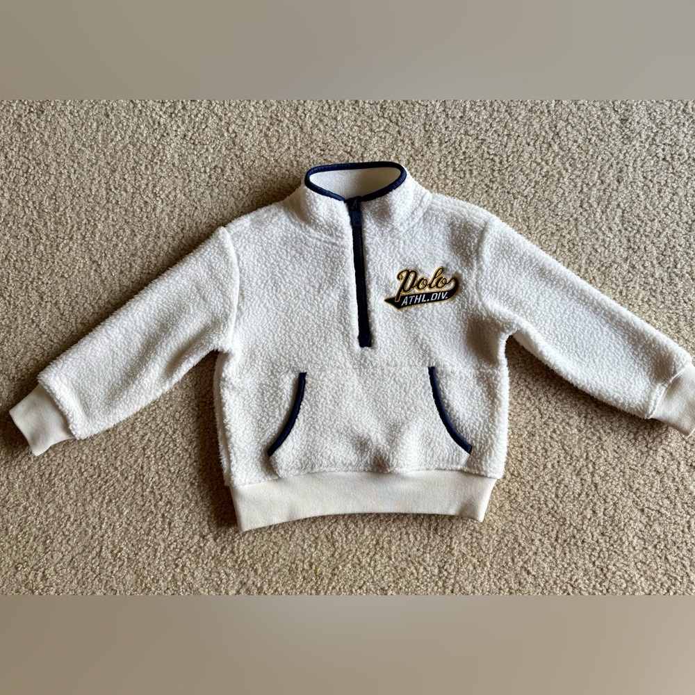 Ralph Lauren 3/4 zipper fleece. Size 3T. Gently used. Great condition
